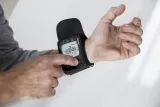 فشارسنج دیجیتال مچی RS6 امرون (Omron)