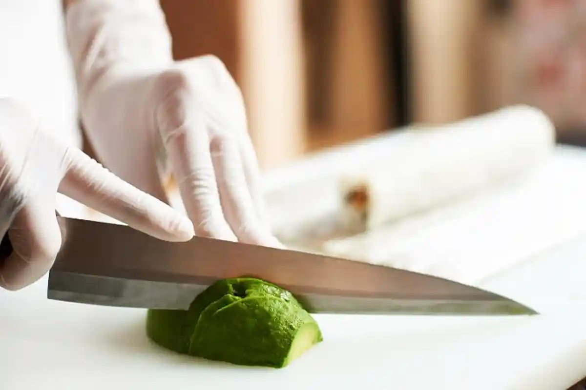 نکات جالب برای استفاده از دستکش های یکبار مصرف در آشپزخانه