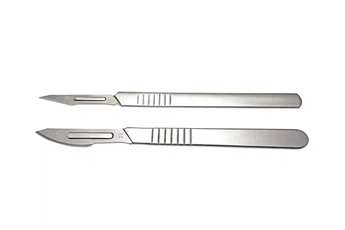 تاریخچه ی اسکالپل: از سنگ چخماق تا فولاد